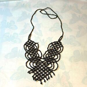 🎉5 for $10- Metallic beaded lace necklace